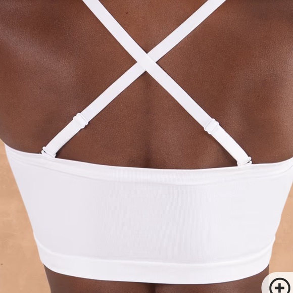 White Seamless/Wireless Bandeau, Convertible - Picture 2 of 3